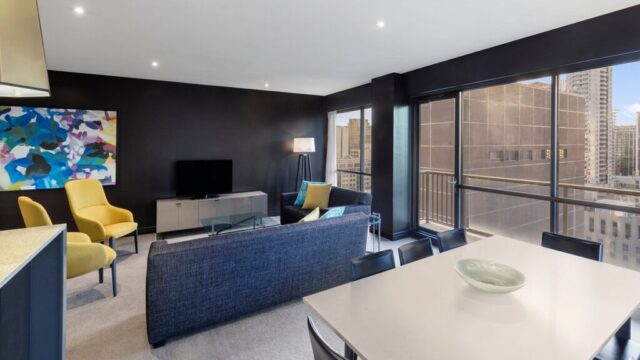 3-bedroom-apartment-dining-1-1024×683
