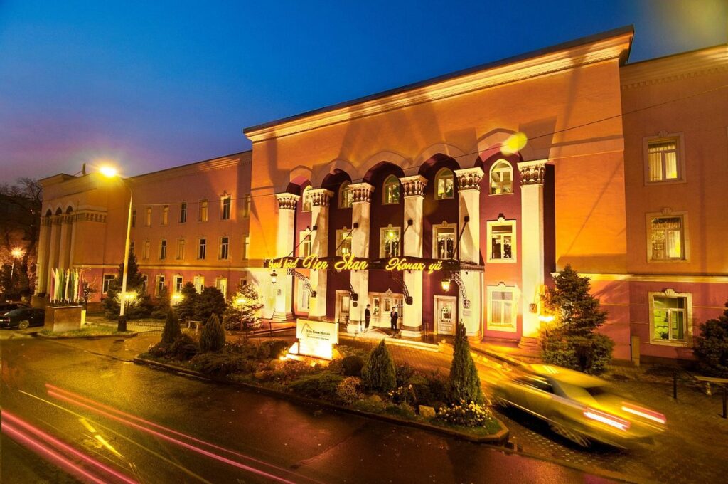grand-hotel-tien-shan-6-1024×680